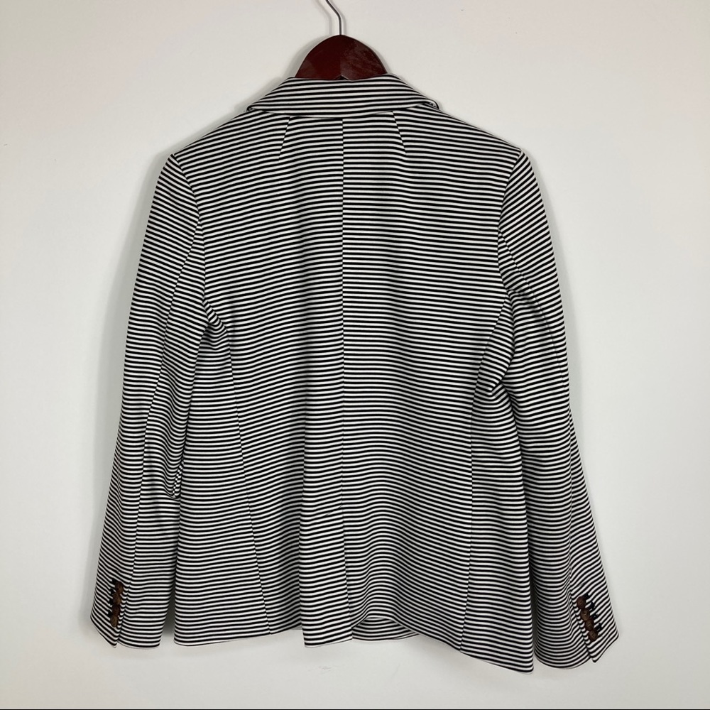 Crown & Ivy Women's Black and White Striped Blazer Size Small - Picture 8 of 10